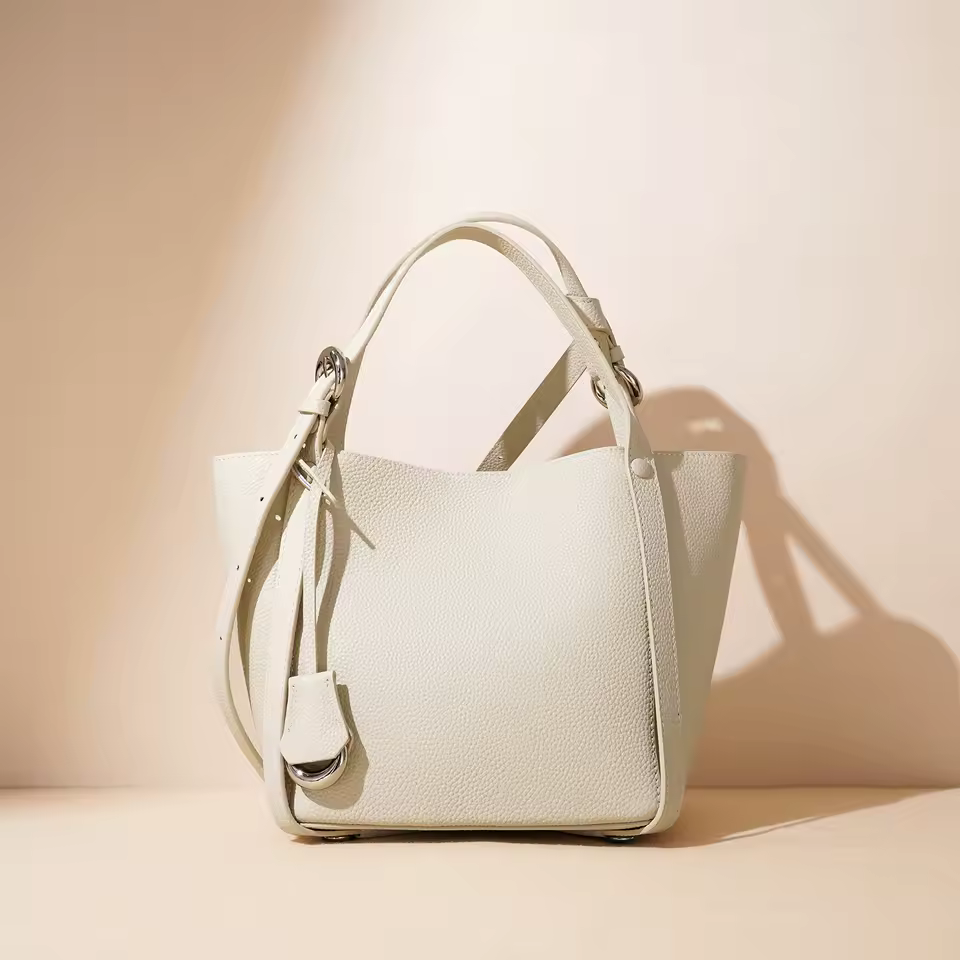 Borsa in vera pelle bianca a tracolla