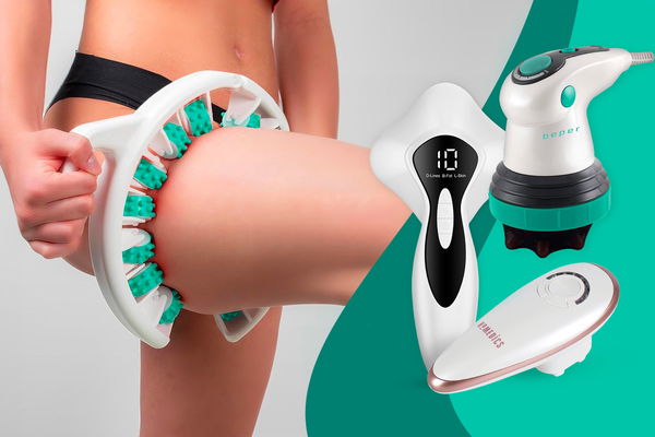 donna che usa massaggiatore cellulite manuale e massaggiatori elettrici migliori