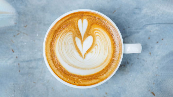 cappuccino con cuori