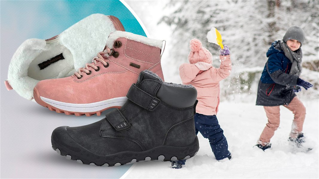 Scarpe invernali in primo piano con dettaglio imbottitura e bambini che giocano sulla neve