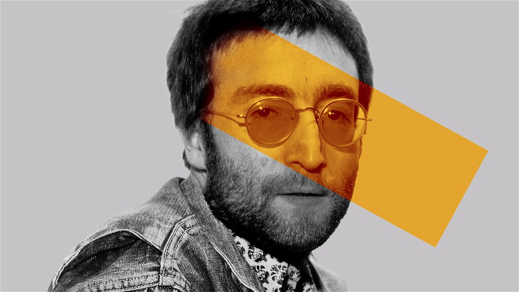 John Lennon con occhiali da sole tondi 