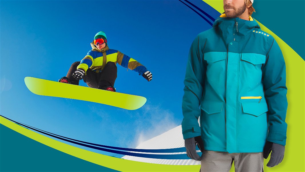 uomo che indossa giacca da snowboard 