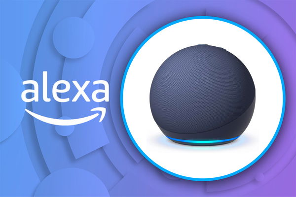 Echo Dot in primo piano con nome alexa 