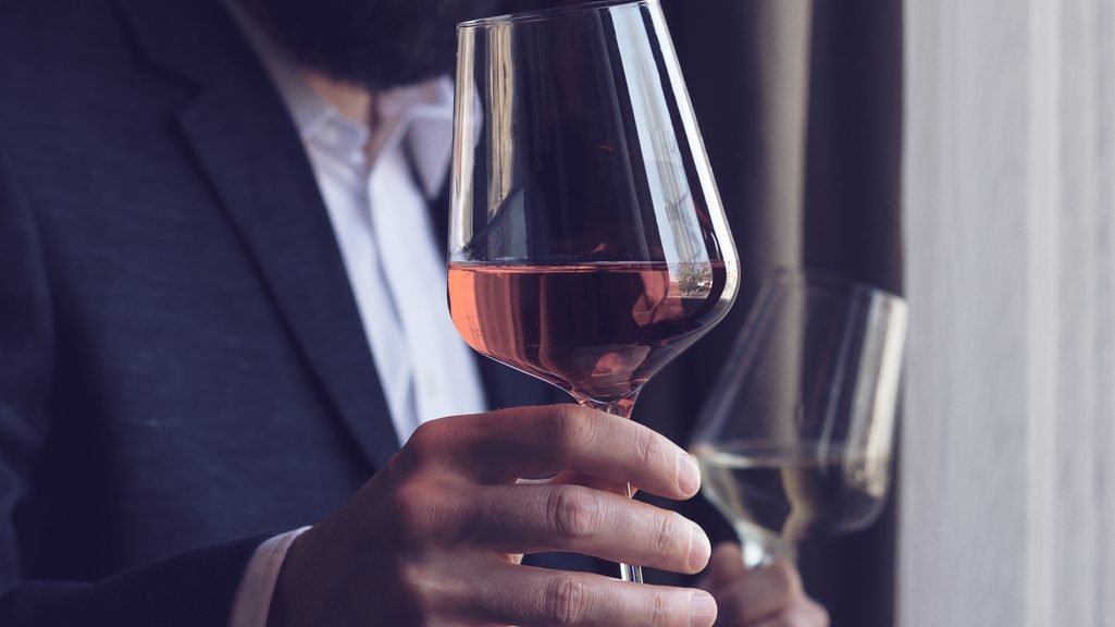 Calici da vino: per il brindisi perfetto serve il giusto bicchiere!