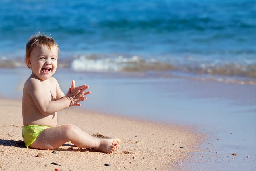 bambino in spiaggia