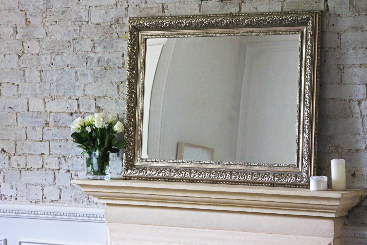 Specchio in salotto