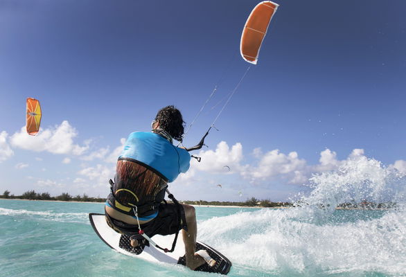 kitesurf