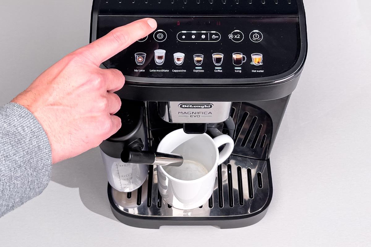 Macchina automatica per caffè in chicchi Magnifica Evo ECAM292.33.SB