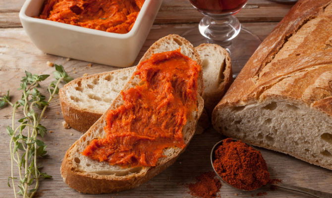 fetta di pane con nduja