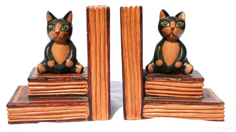 Reggilibri con gatti in legno