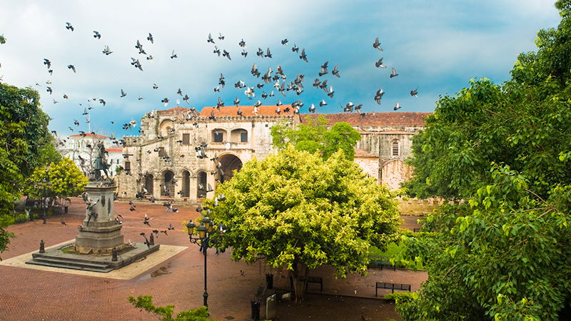 Santo Domingo, tra sorrisi e merengue