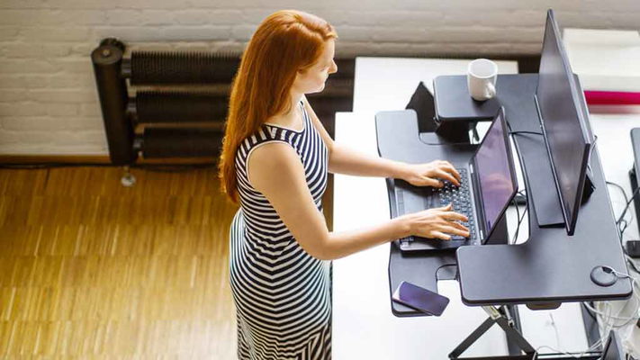 Standing desk: in piedi per lo smart working